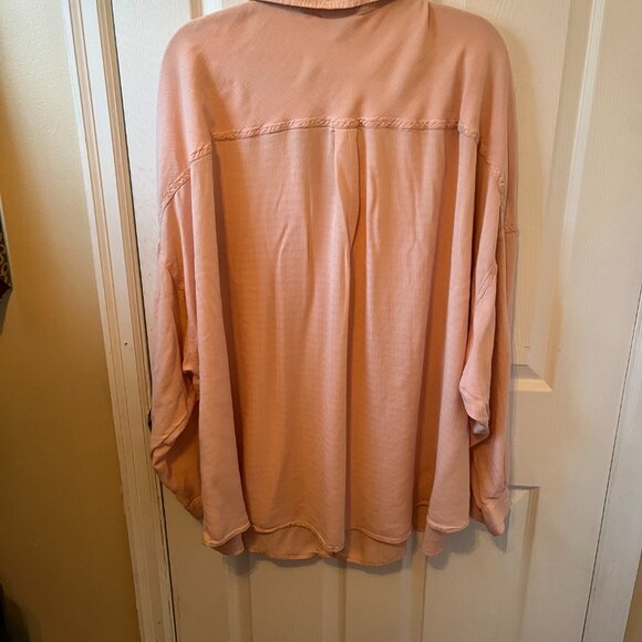 Torrid Women's Shirt Plus Size Button Down Long Sleeve Pink Size 6 - Picture 5 of 5